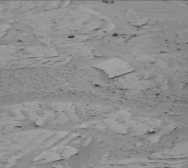 Sol 3646: Mast Camera (Mastcam)