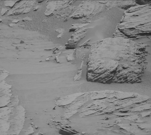 Sol 3646: Mast Camera (Mastcam)