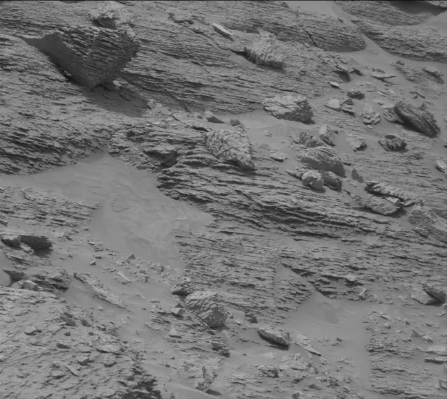 Sol 3646: Mast Camera (Mastcam)