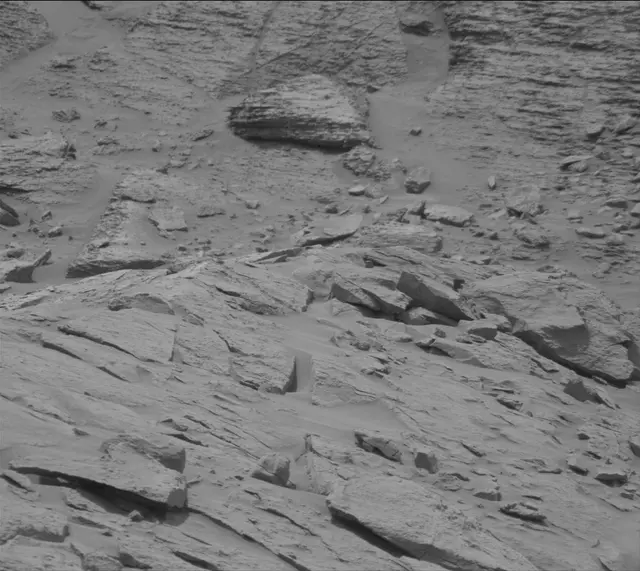 Sol 3646: Mast Camera (Mastcam)