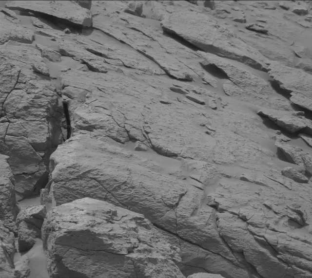 Sol 3646: Mast Camera (Mastcam)