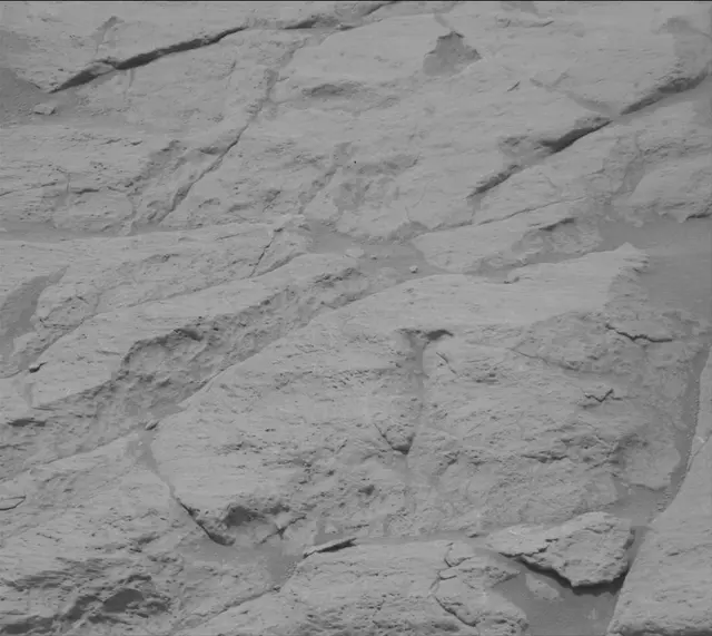 Sol 3646: Mast Camera (Mastcam)