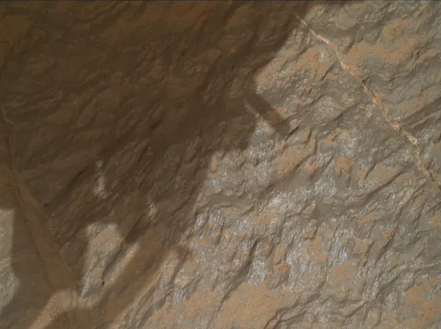 Sol 3646: Mars Hand Lens Imager (MAHLI)