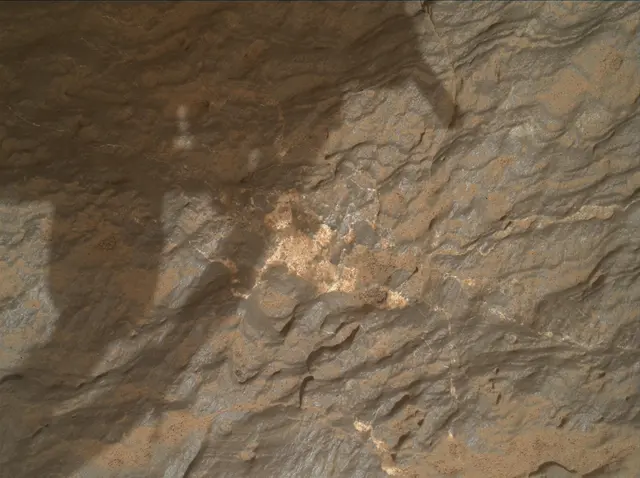 Sol 3646: Mars Hand Lens Imager (MAHLI)