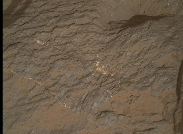 Sol 3646: Mars Hand Lens Imager (MAHLI)