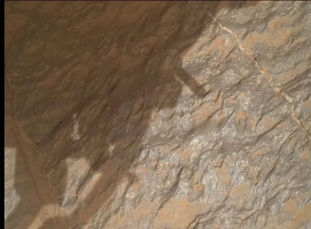 Sol 3646: Mars Hand Lens Imager (MAHLI)