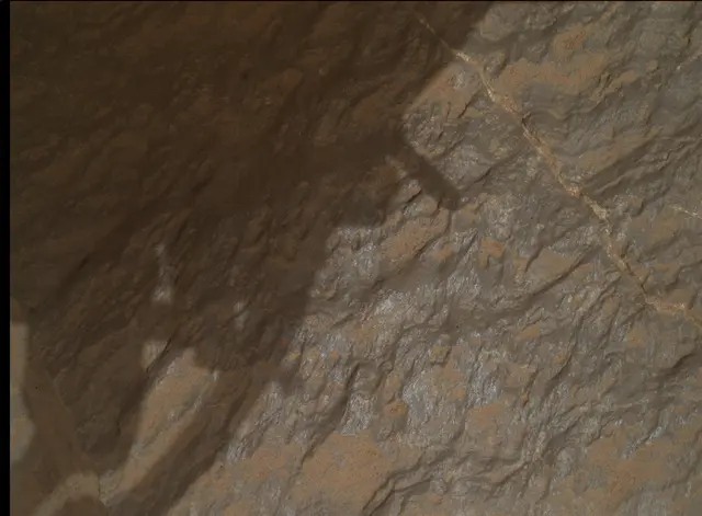 Sol 3646: Mars Hand Lens Imager (MAHLI)