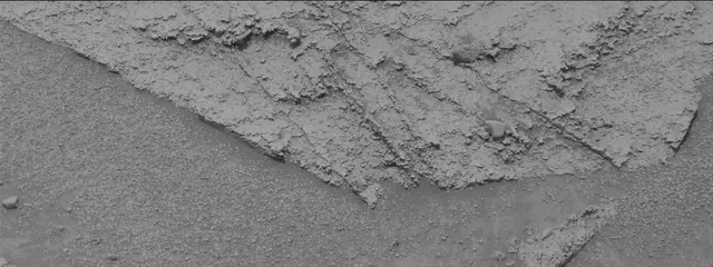 Sol 3648: Mast Camera (Mastcam)