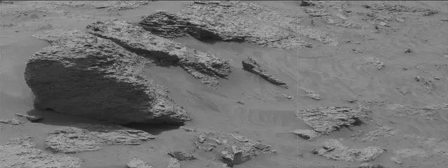 Sol 3648: Mast Camera (Mastcam)