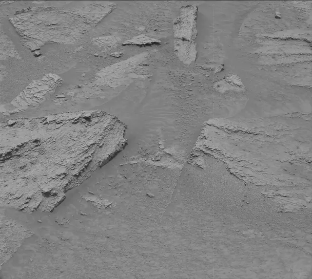 Sol 3648: Mast Camera (Mastcam)