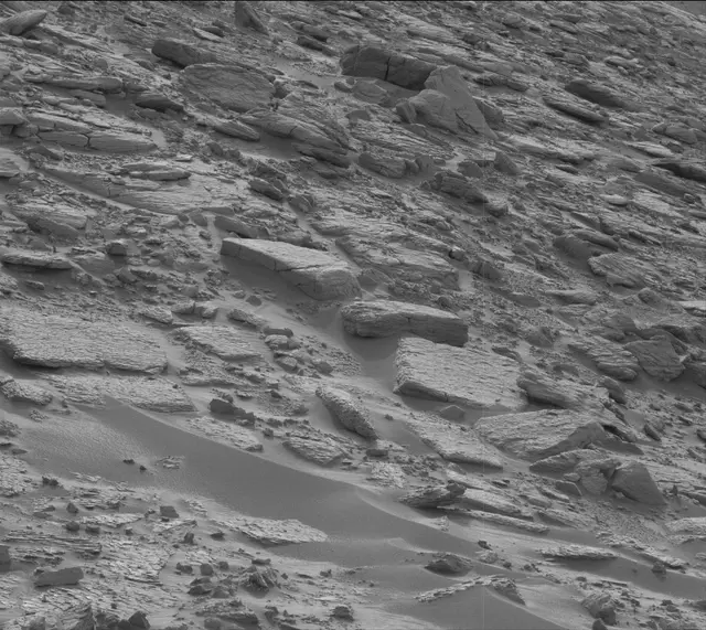 Sol 3648: Mast Camera (Mastcam)