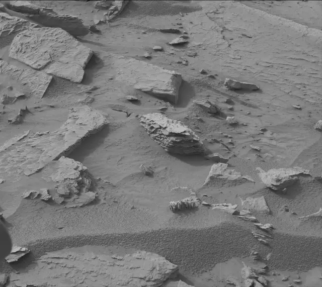 Sol 3648: Mast Camera (Mastcam)