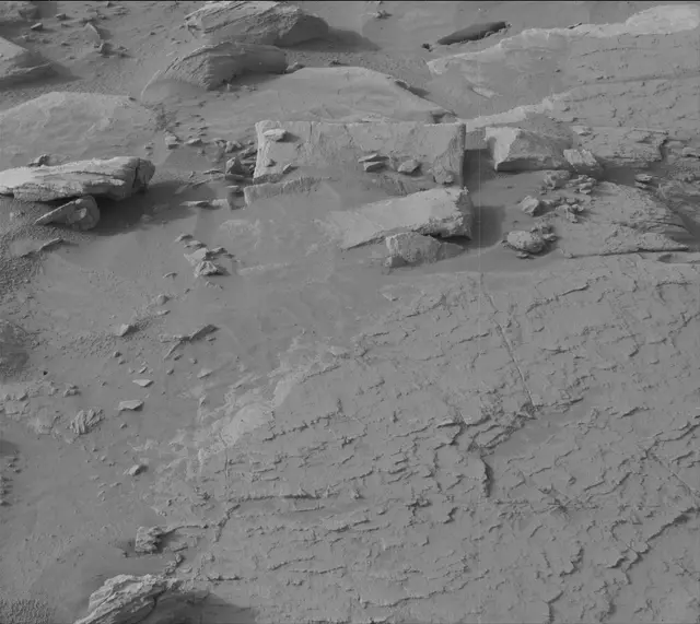 Sol 3648: Mast Camera (Mastcam)