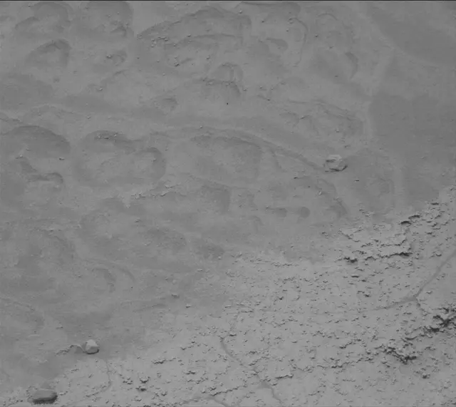 Sol 3648: Mast Camera (Mastcam)