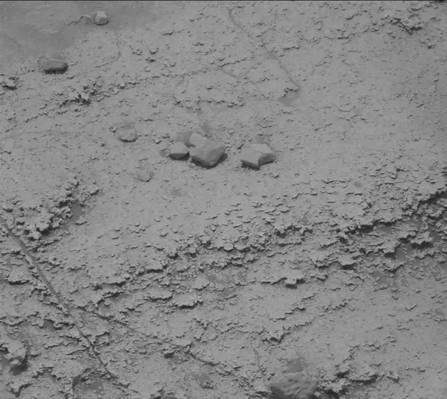 Sol 3648: Mast Camera (Mastcam)