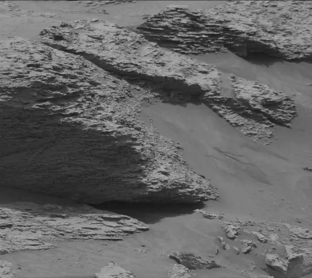 Sol 3648: Mast Camera (Mastcam)