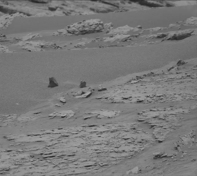 Sol 3648: Mast Camera (Mastcam)