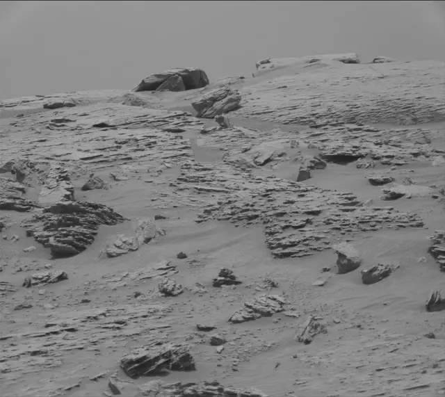 Sol 3648: Mast Camera (Mastcam)