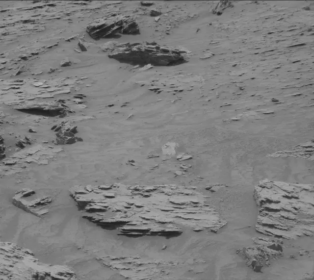 Sol 3648: Mast Camera (Mastcam)