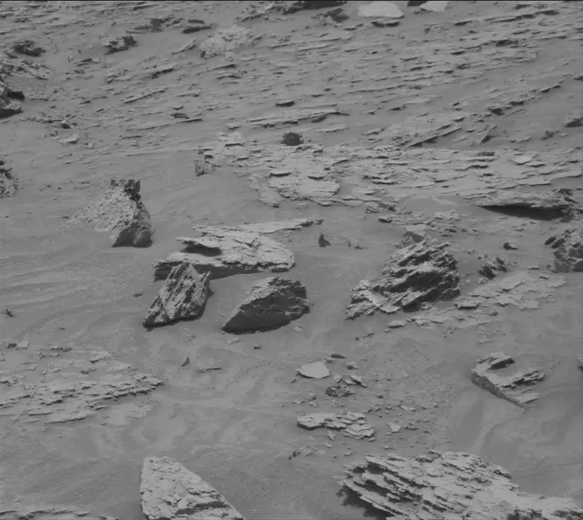Sol 3648: Mast Camera (Mastcam)