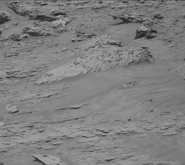 Sol 3648: Mast Camera (Mastcam)