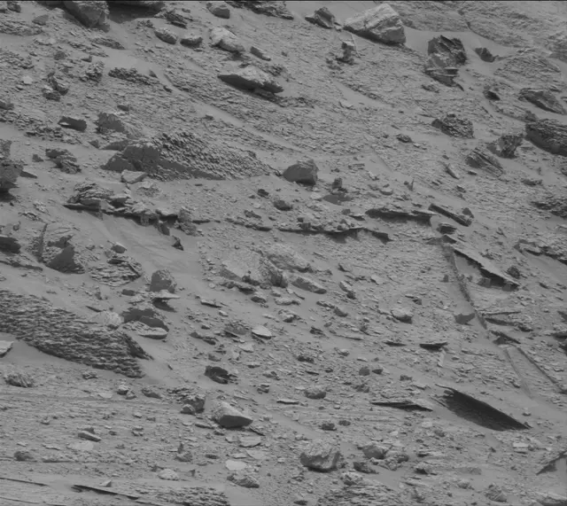 Sol 3648: Mast Camera (Mastcam)