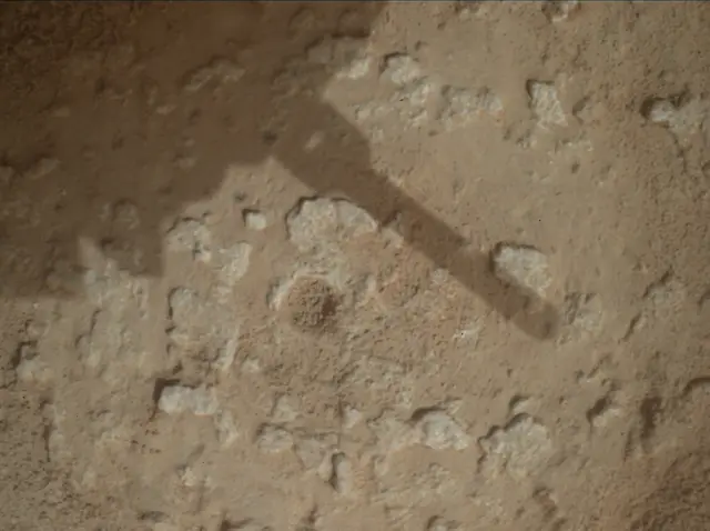 Sol 3648: Mars Hand Lens Imager (MAHLI)