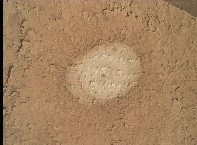 Sol 3648: Mars Hand Lens Imager (MAHLI)