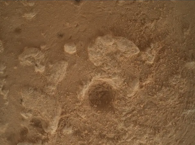 Sol 3648: Mars Hand Lens Imager (MAHLI)