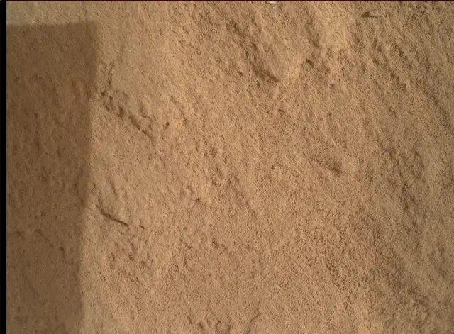 Sol 3650: Mars Hand Lens Imager (MAHLI)