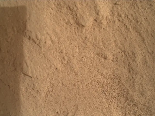 Sol 3650: Mars Hand Lens Imager (MAHLI)
