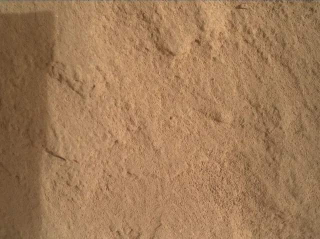 Sol 3650: Mars Hand Lens Imager (MAHLI)