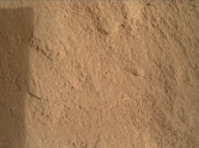 Sol 3650: Mars Hand Lens Imager (MAHLI)