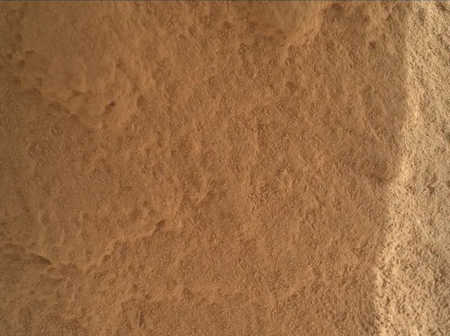 Sol 3650: Mars Hand Lens Imager (MAHLI)
