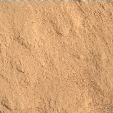 Sol 3650: Mars Hand Lens Imager (MAHLI)
