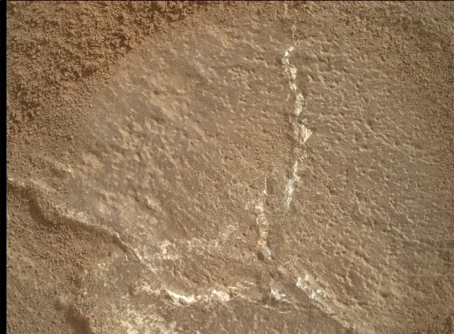 Sol 3650: Mars Hand Lens Imager (MAHLI)