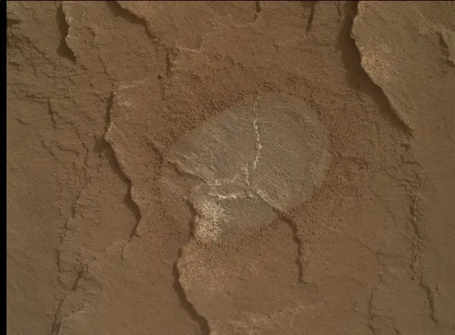 Sol 3650: Mars Hand Lens Imager (MAHLI)