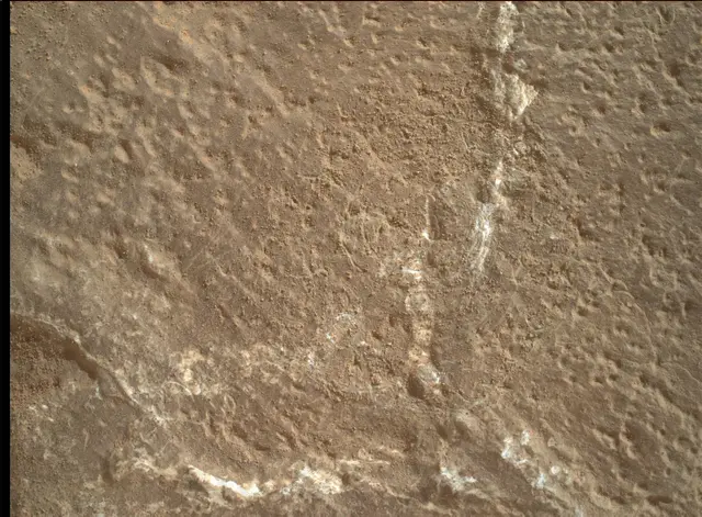 Sol 3650: Mars Hand Lens Imager (MAHLI)
