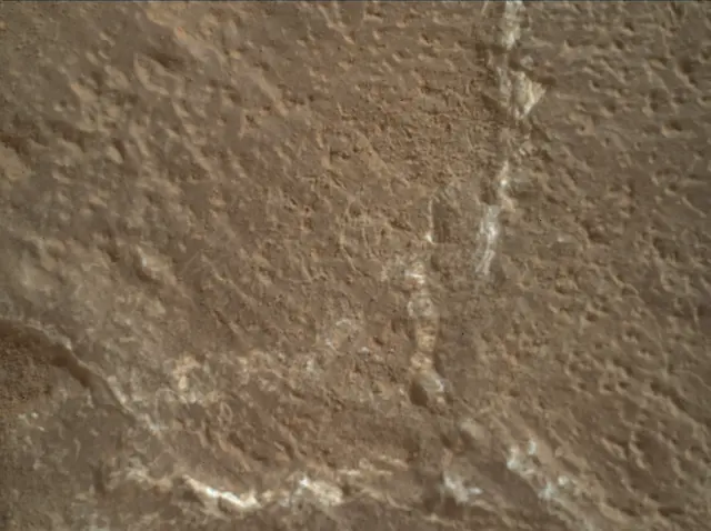 Sol 3650: Mars Hand Lens Imager (MAHLI)