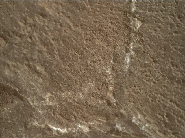 Sol 3650: Mars Hand Lens Imager (MAHLI)