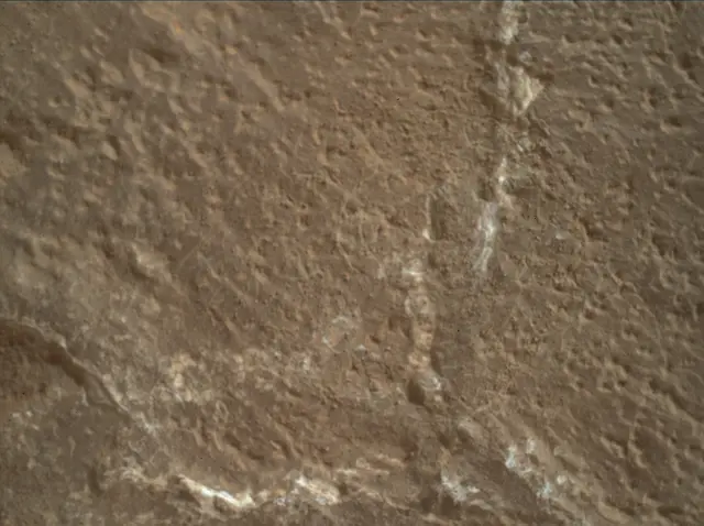Sol 3650: Mars Hand Lens Imager (MAHLI)