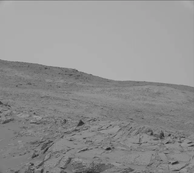 Sol 3651: Mast Camera (Mastcam)