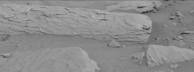Sol 3651: Mast Camera (Mastcam)