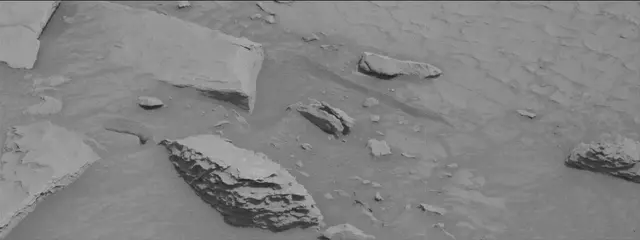 Sol 3651: Mast Camera (Mastcam)