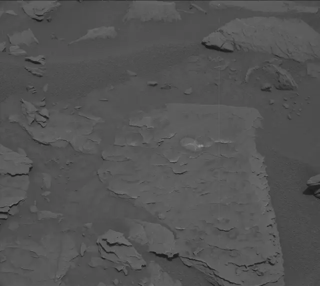 Sol 3651: Mast Camera (Mastcam)