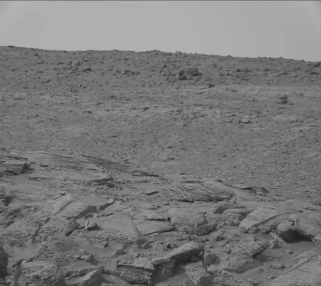 Sol 3651: Mast Camera (Mastcam)