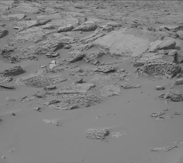Sol 3651: Mast Camera (Mastcam)
