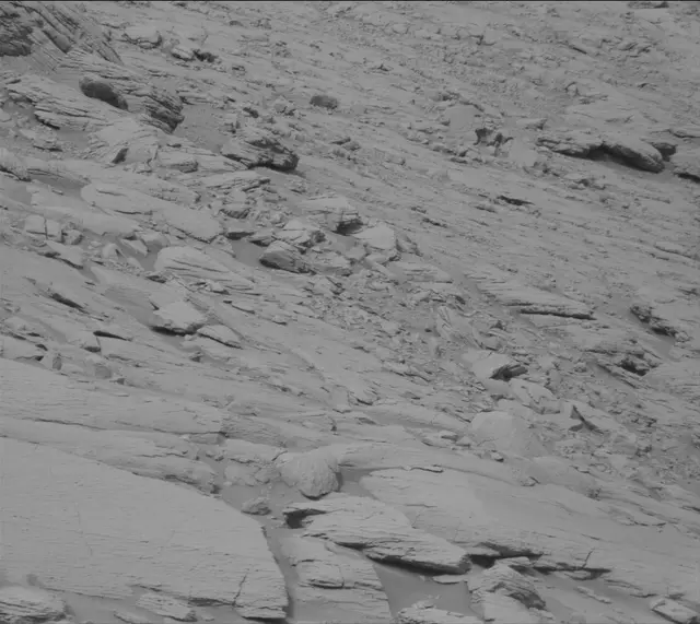 Sol 3651: Mast Camera (Mastcam)