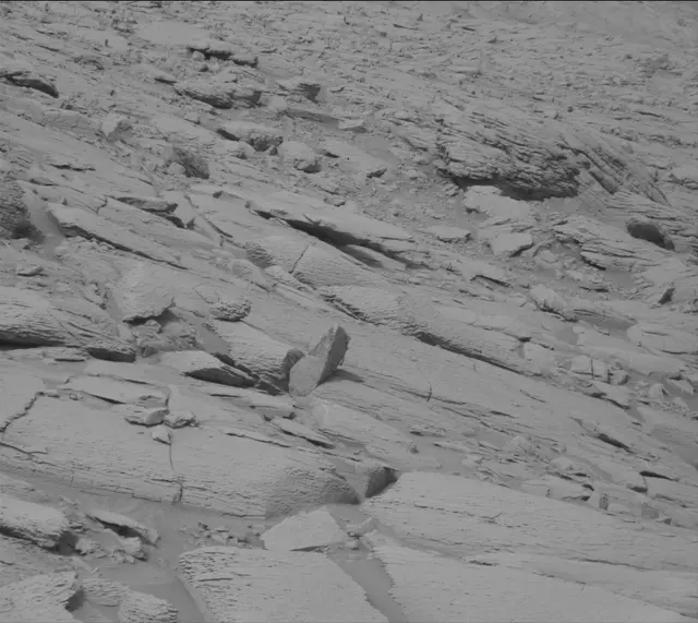 Sol 3651: Mast Camera (Mastcam)