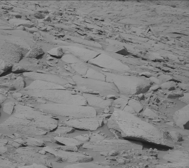 Sol 3651: Mast Camera (Mastcam)